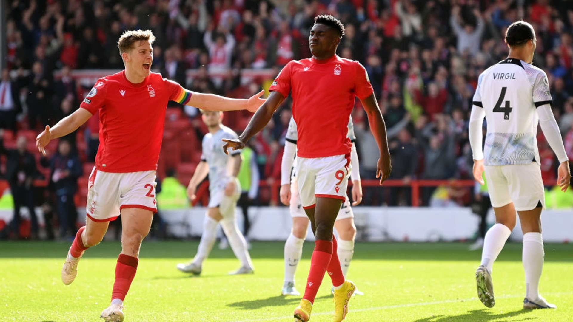 并不是第一 并不是第一